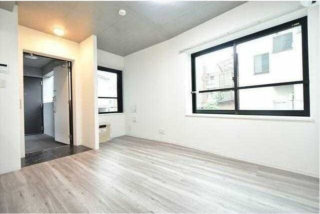 �y���̑������E�X�y�[�X�z�@