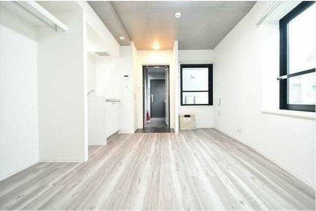 �y���̑������E�X�y�[�X�z�@