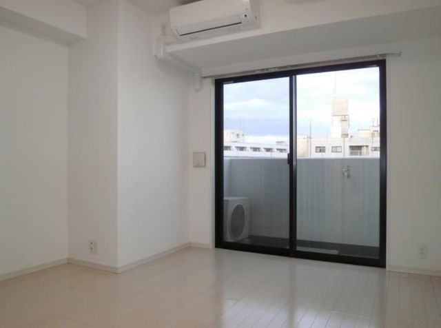 �y���ԁE���r���O�z�@����