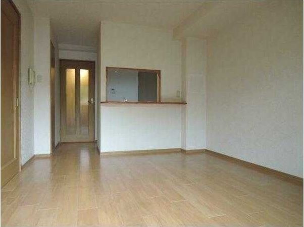 �y���ԁE���r���O�z�@