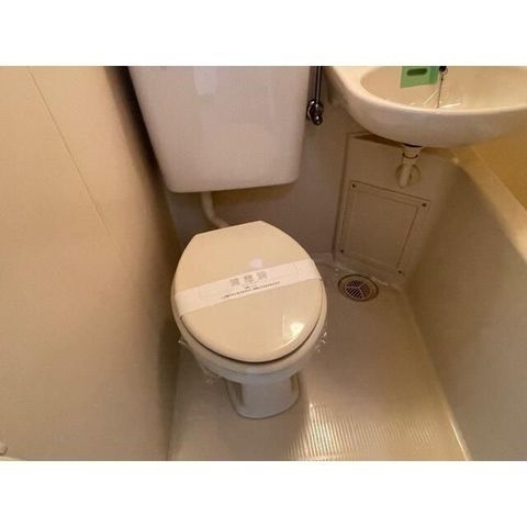 �y�g�C���z�@