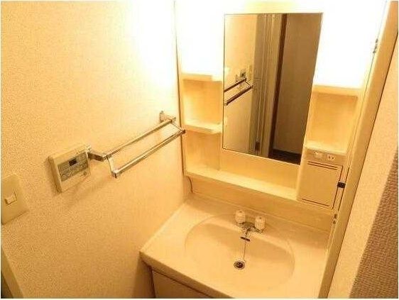 �y���ʏ��z�@