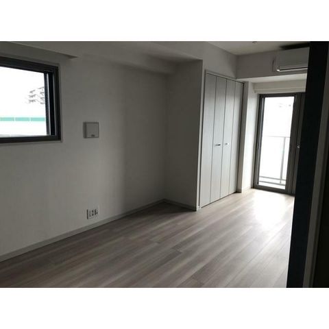 �y���ԁE���r���O�z�@