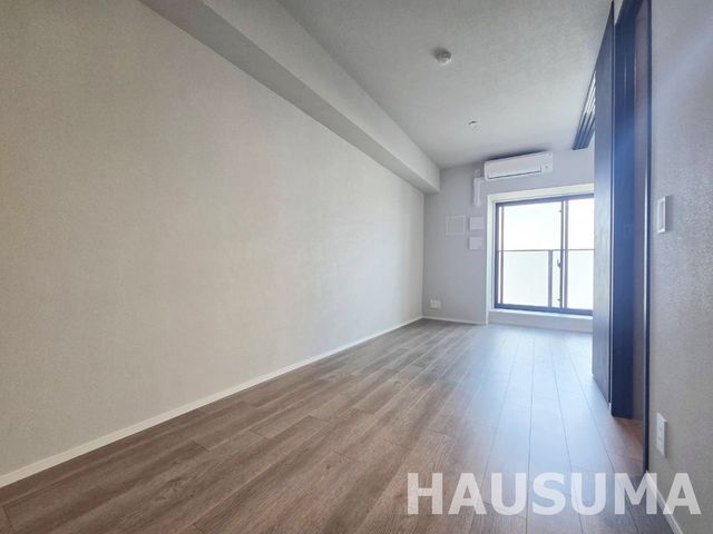 �y�����E���r���O�z�@���r���O/����