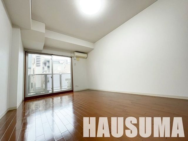 �y���ԁE���r���O�z�@���r���O/����
