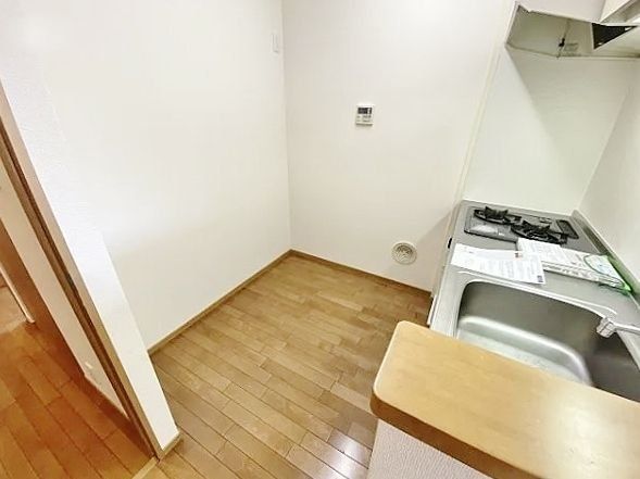 �y�L�b�`���z�@