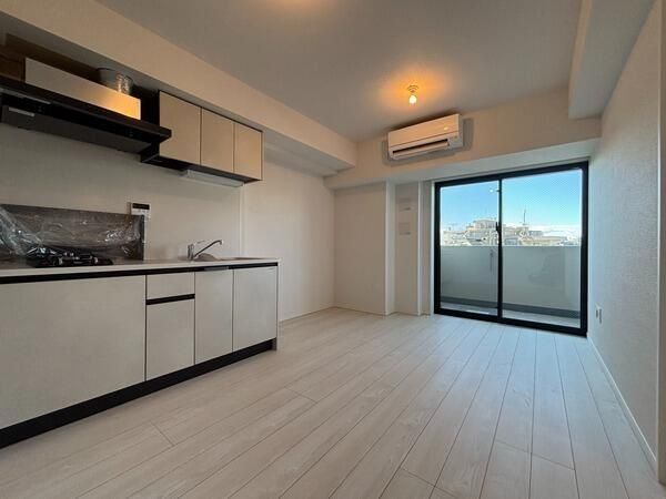 �y���ԁE���r���O�z�@