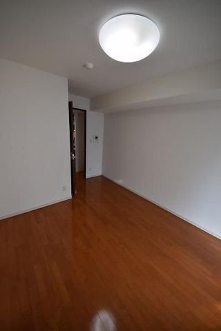 �y���ԁE���r���O�z�@