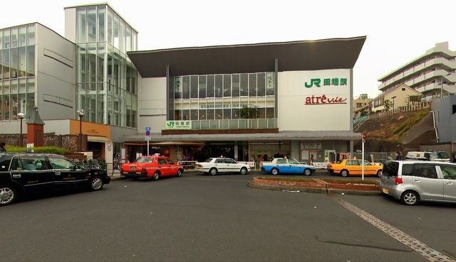 �y���Ӂz�@�c�[�w(JR �R���) 811m