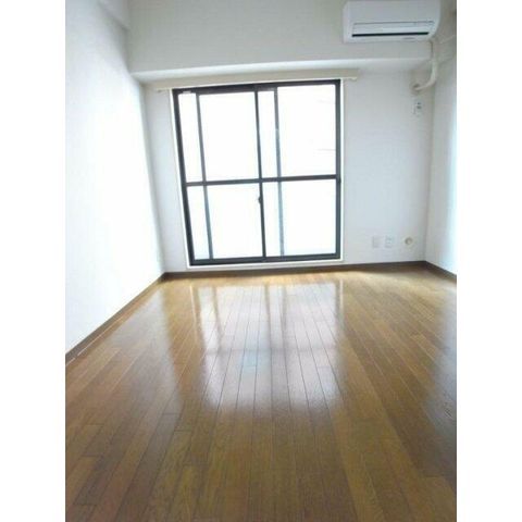 �y���ԁE���r���O�z�@