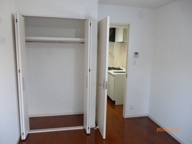 �y���ԁE���r���O�z�@