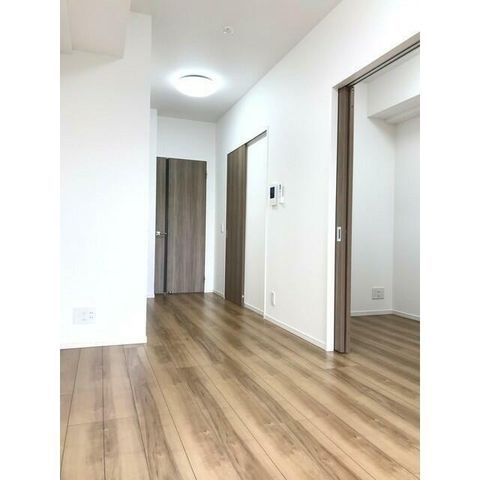 �y���ԁE���r���O�z�@