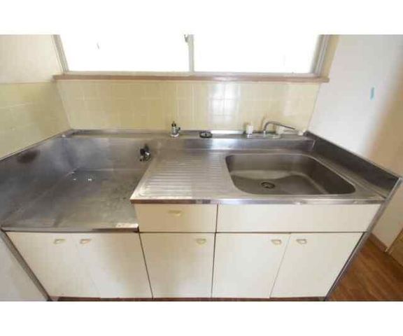 �y�L�b�`���z�@