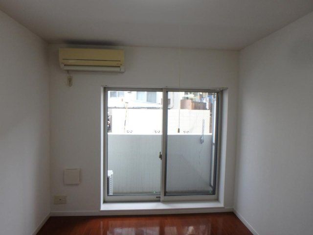 �y���̑������E�X�y�[�X�z�@