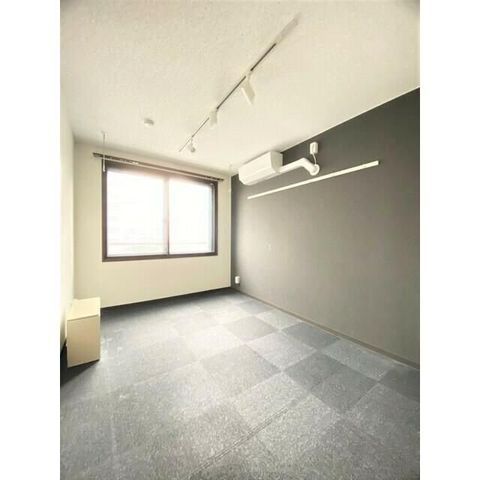 �y���̑��ݔ��z�@