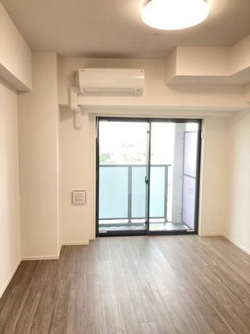 �y���ԁE���r���O�z�@