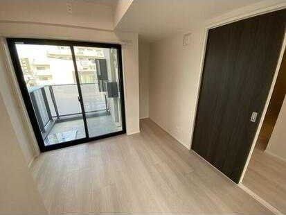 �y���̑��ݔ��z�@