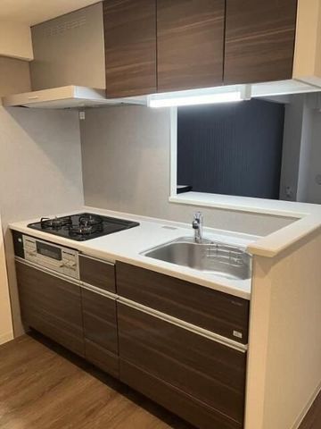 �y���ԁE���r���O�z�@