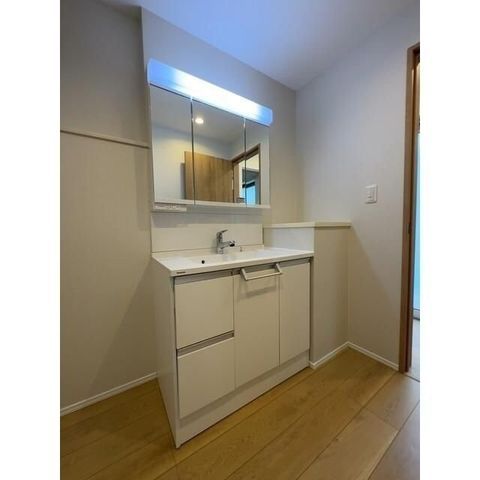 �y���ʏ��z�@