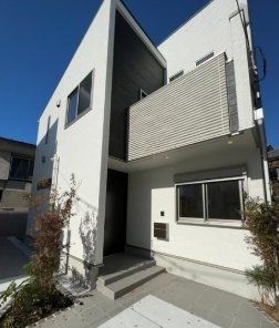 �y�G���g�����X�z�@