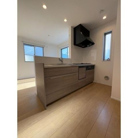 �y�L�b�`���z�@