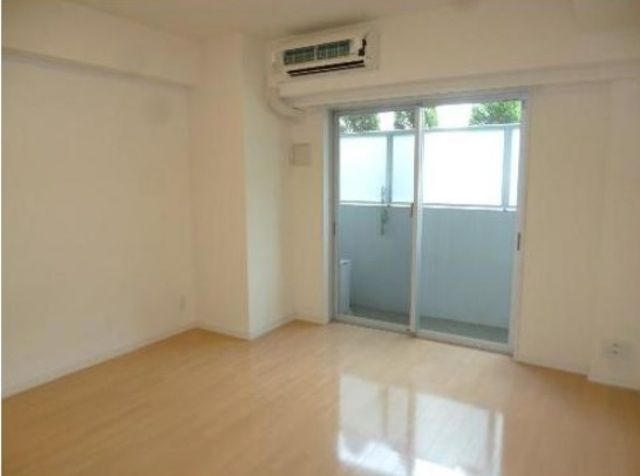 �y���ԁE���r���O�z�@����