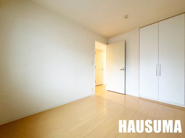 �y�����E���r���O�z�@