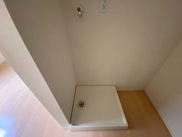 �y���̑��ݔ��z�@