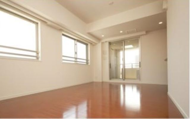 �y���ԁE���r���O�z�@����