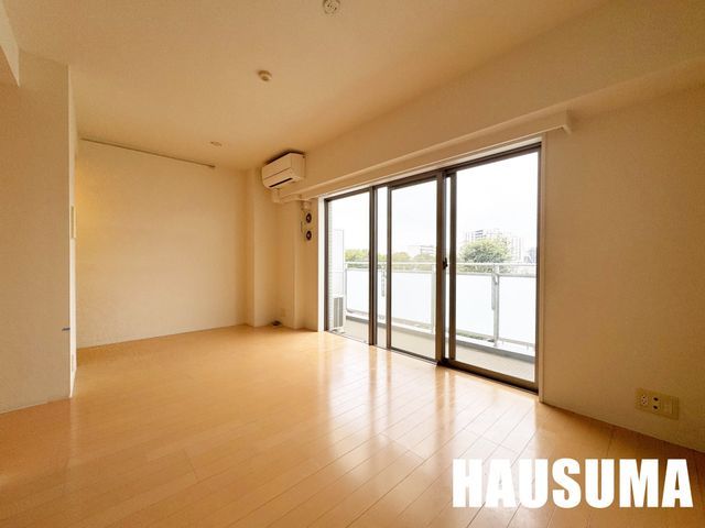 �y���ԁE���r���O�z�@