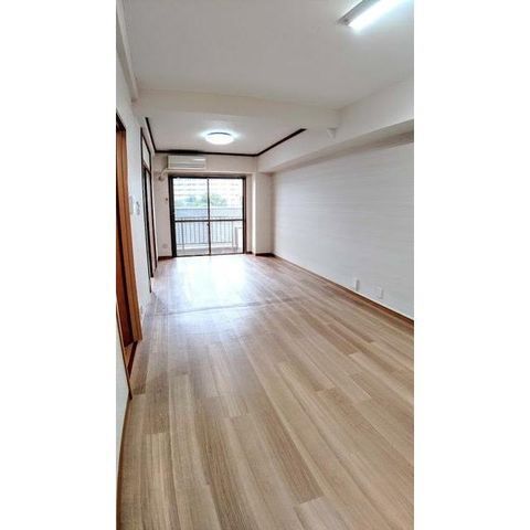 �y���̑������E�X�y�[�X�z�@�����^�C�v�������ʐ^�g�p