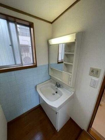 �y���ʏ��z�@