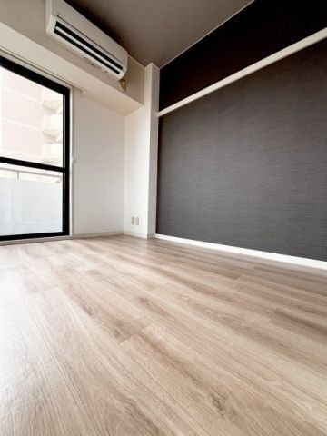 �y���ԁE���r���O�z�@