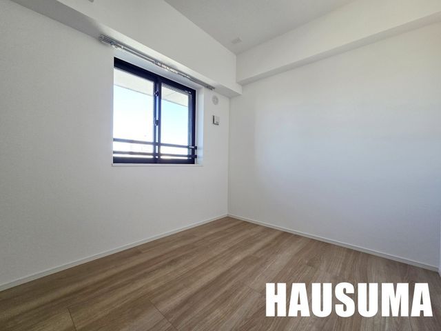 �y�����E���r���O�z�@