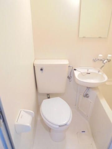 �y�g�C���z�@