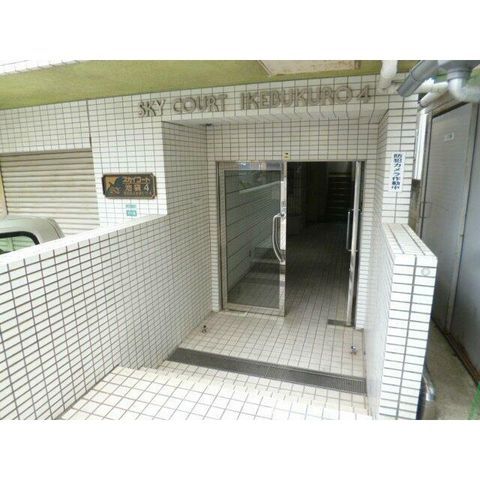 �y�G���g�����X�z�@