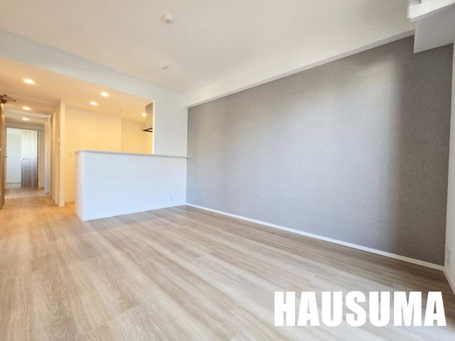 �y���ԁE���r���O�z�@