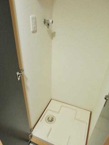 �y���̑��ݔ��z�@