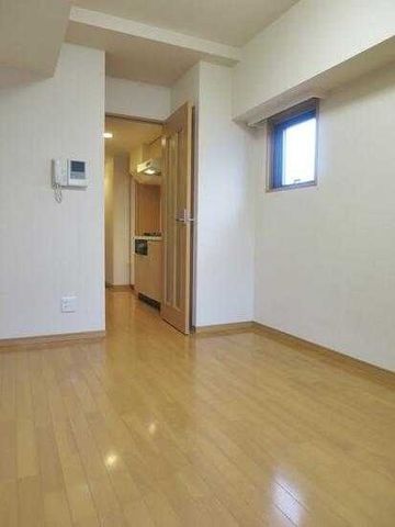 �y���̑������E�X�y�[�X�z�@