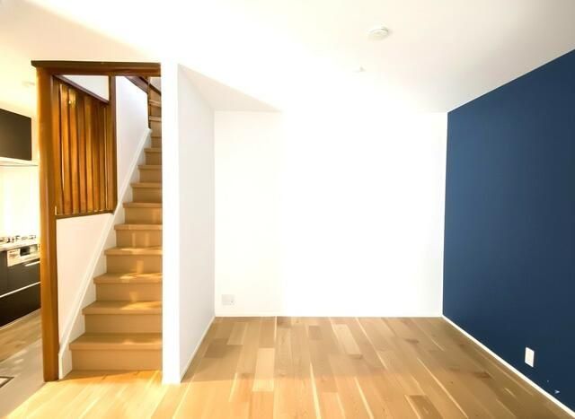 �y���ԁE���r���O�z�@