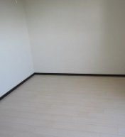 �y���ԁE���r���O�z�@