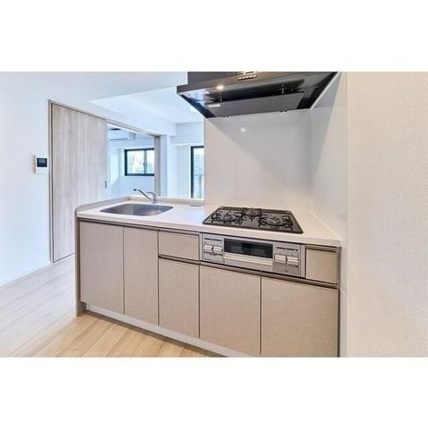 �y�L�b�`���z�@