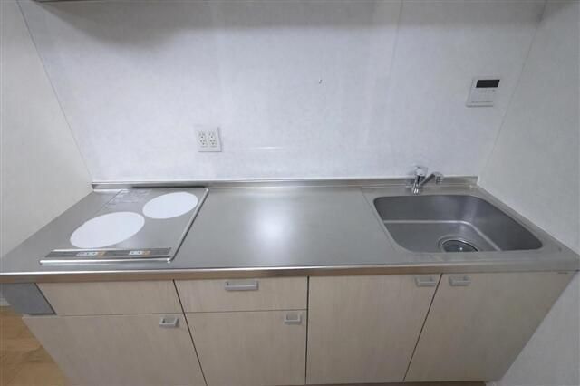 �y�L�b�`���z�@