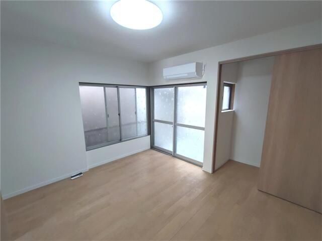 �y���̑��ݔ��z�@