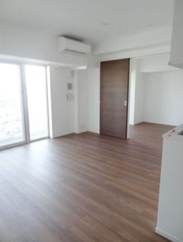 �y���ԁE���r���O�z�@����