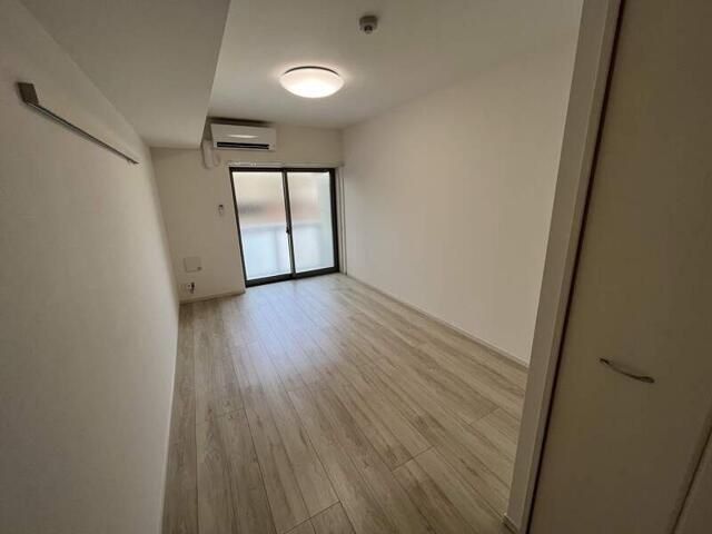 �y���ԁE���r���O�z�@