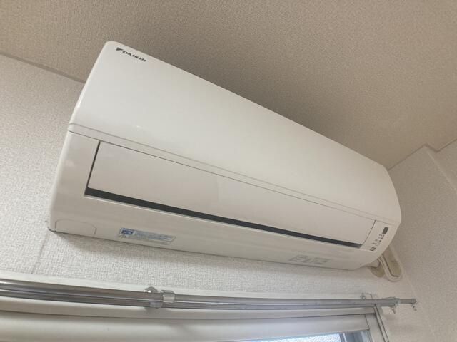 �y���̑��ݔ��z�@