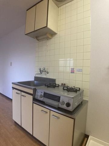 �y�L�b�`���z�@