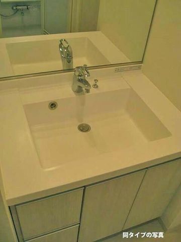 �y���ʏ��z�@