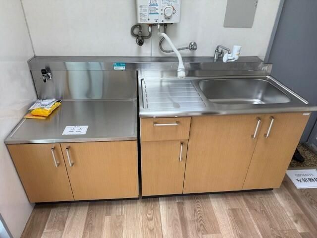 �y�L�b�`���z�@